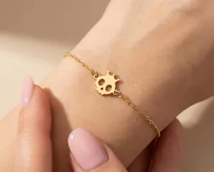 Cute Skull Bracelet with Crown Detail in Sterling Silver, Gold or Rose Gold – 1