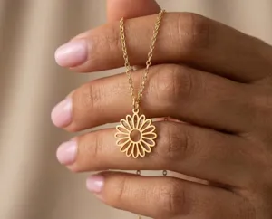 Daisy Necklace in 925 Sterling Silver Flower Pendant – 2