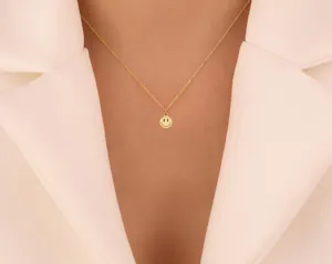 Smiley Face Necklace in Gold Plated Silver – Happy Face Pendant – 3