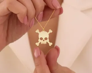 Skull and Crossbones Necklace: Gold Plated Pirate Pendant in 925 Sterling Silver – 2