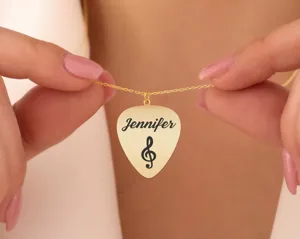 Personalized Guitar Pick Necklace with Name in 925 Sterling Silver – 1
