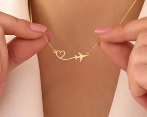Heart Airplane Necklace in Gold Plated Silver for Travel Lovers – 3