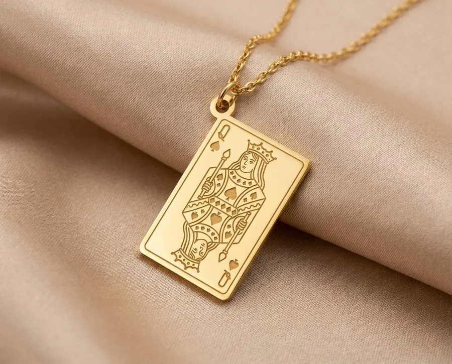 Queen of Spades Pendant Necklace in 925 Sterling Silver